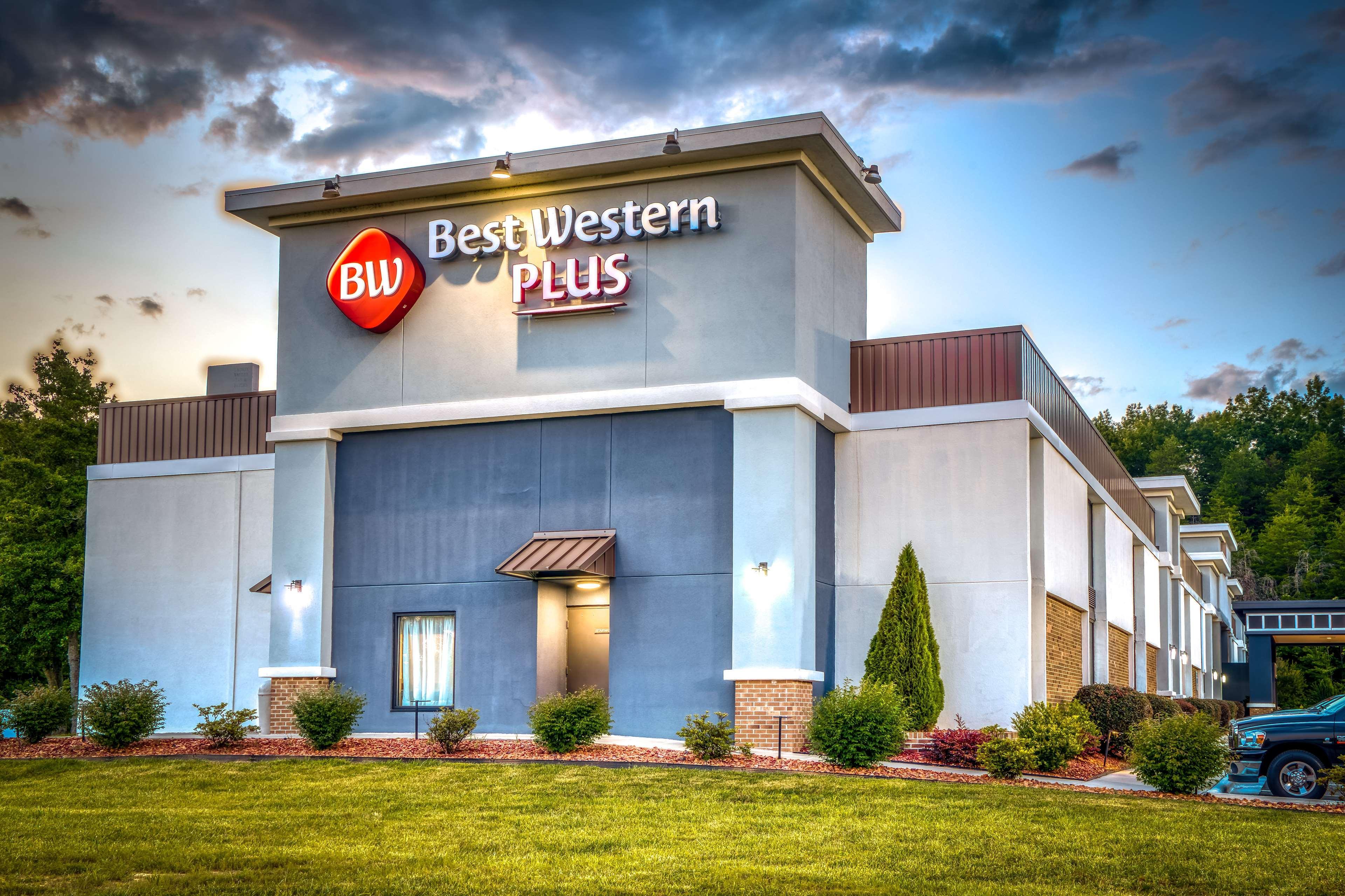 Best Western Plus Yadkin Valley Inn & Suites Jonesville Eksteriør bilde
