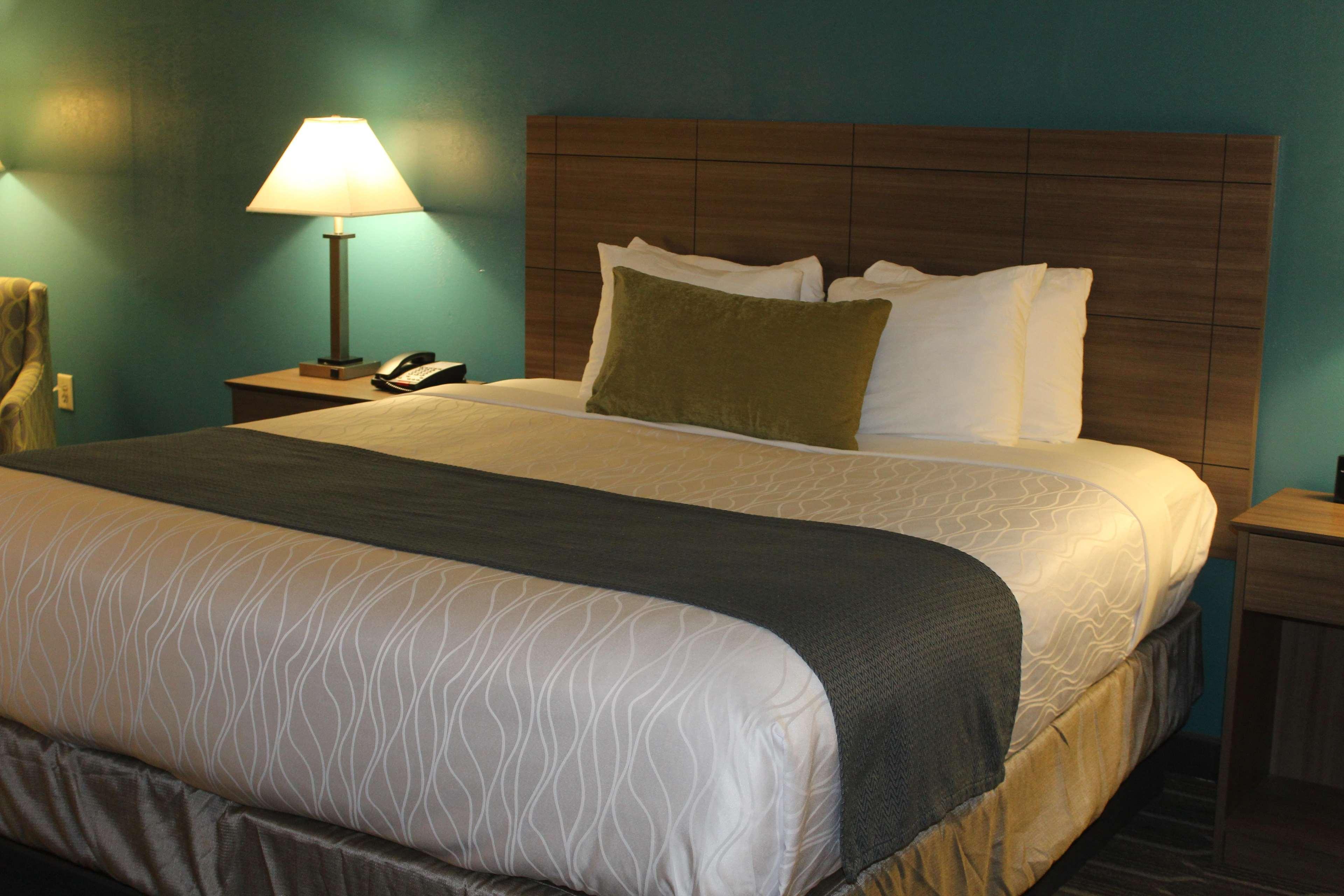 Best Western Plus Yadkin Valley Inn & Suites Jonesville Eksteriør bilde