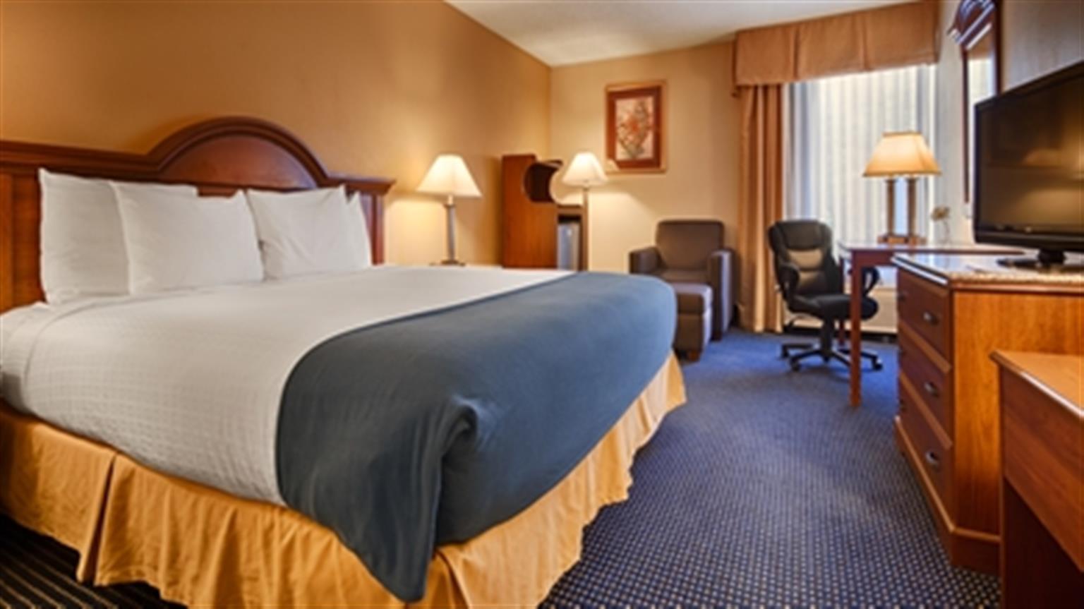 Best Western Plus Yadkin Valley Inn & Suites Jonesville Eksteriør bilde