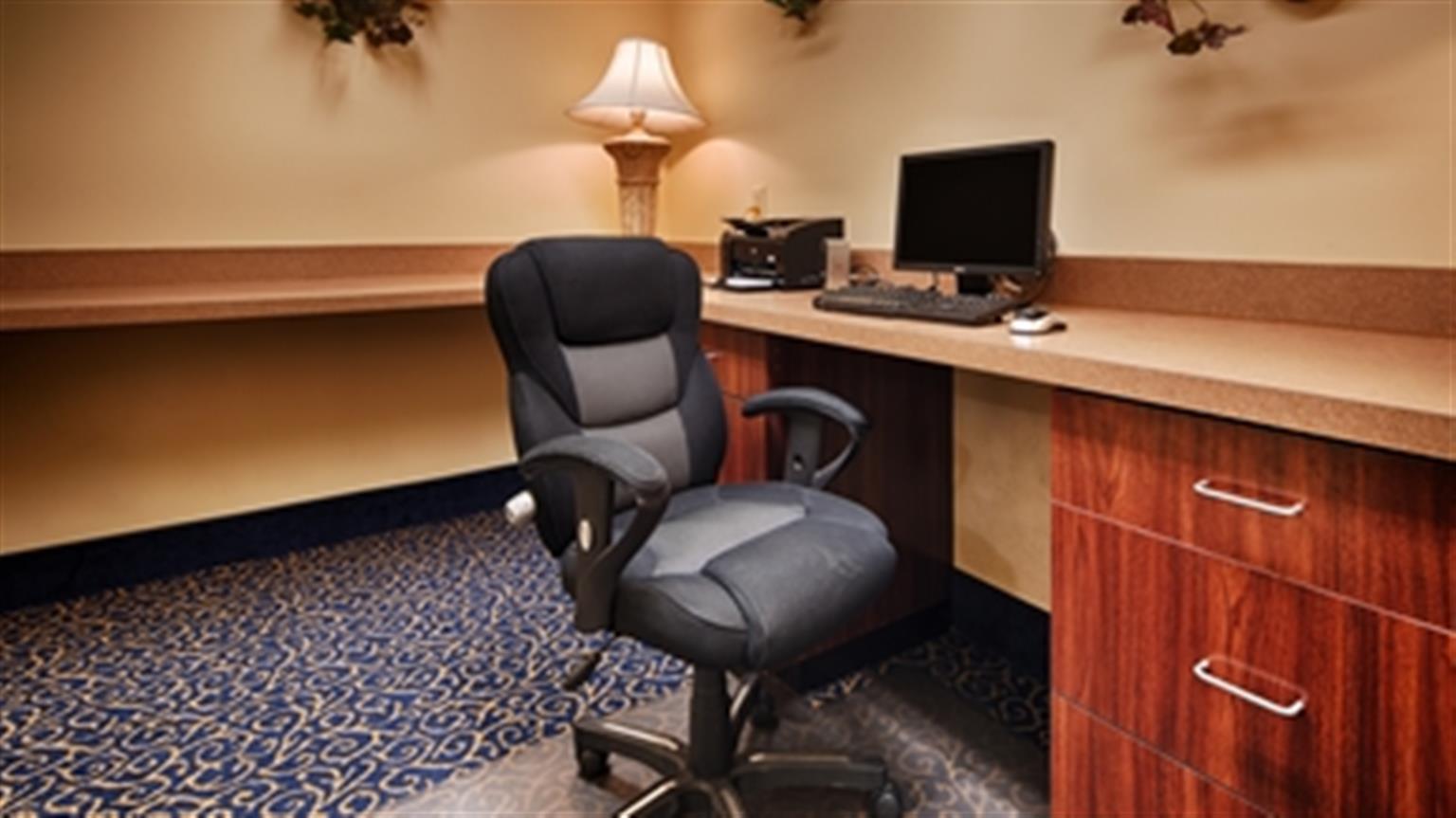 Best Western Plus Yadkin Valley Inn & Suites Jonesville Eksteriør bilde