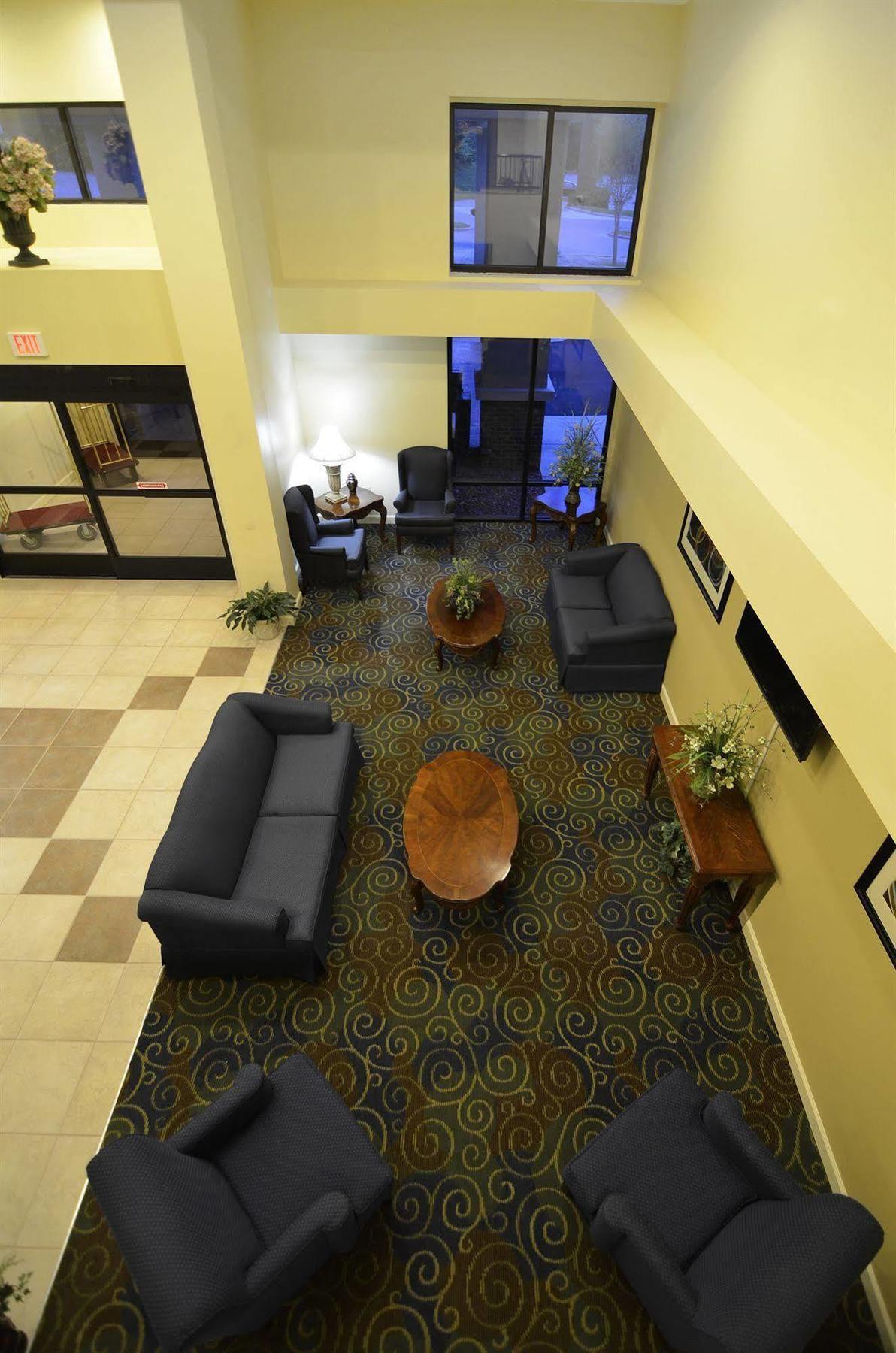 Best Western Plus Yadkin Valley Inn & Suites Jonesville Eksteriør bilde