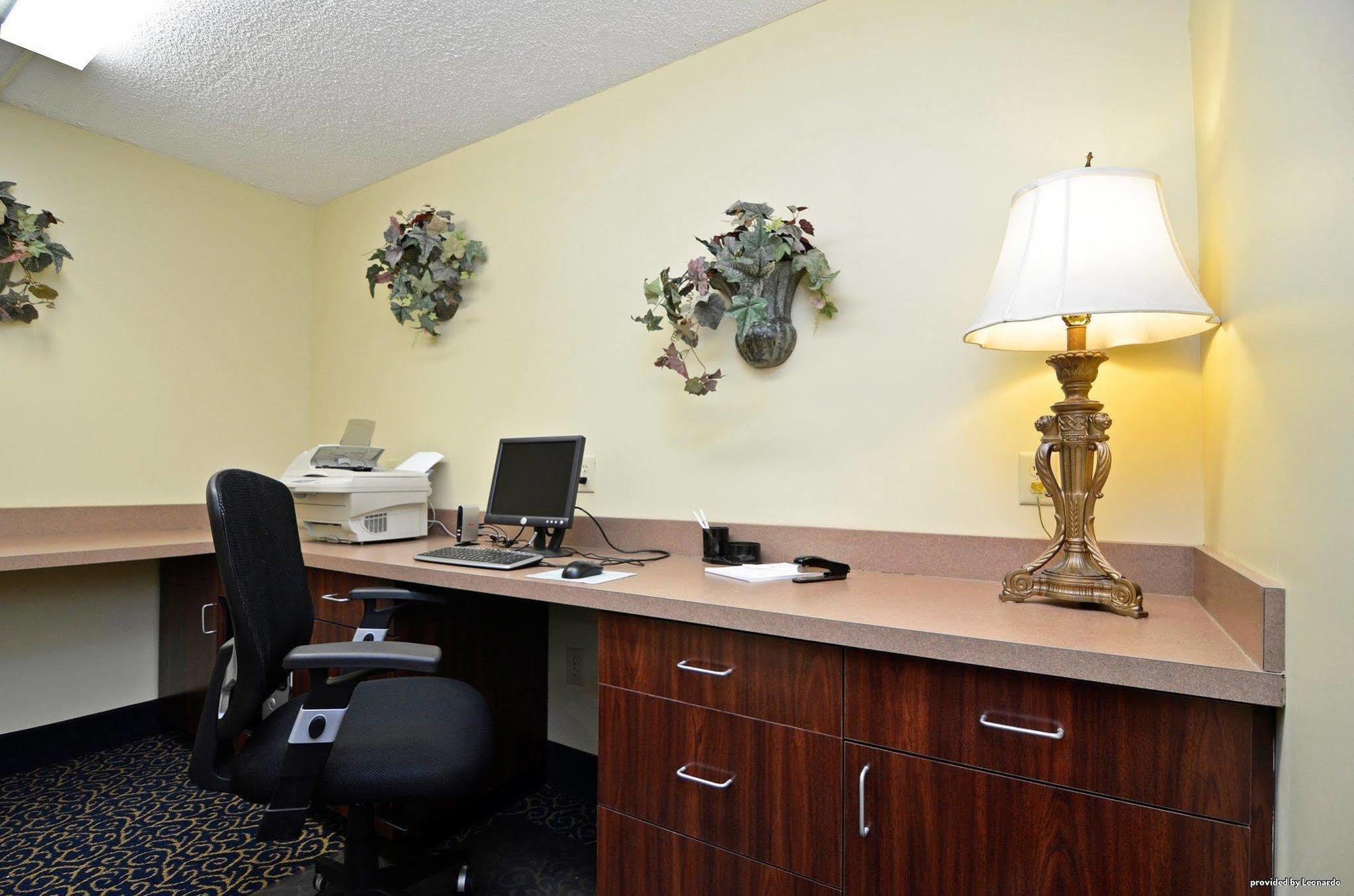 Best Western Plus Yadkin Valley Inn & Suites Jonesville Fasiliteter bilde